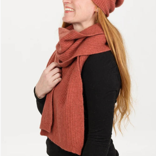 Native World - Slouch Scarf - Rosewood