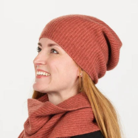 Native World - Slouch Beanie - Rosewood