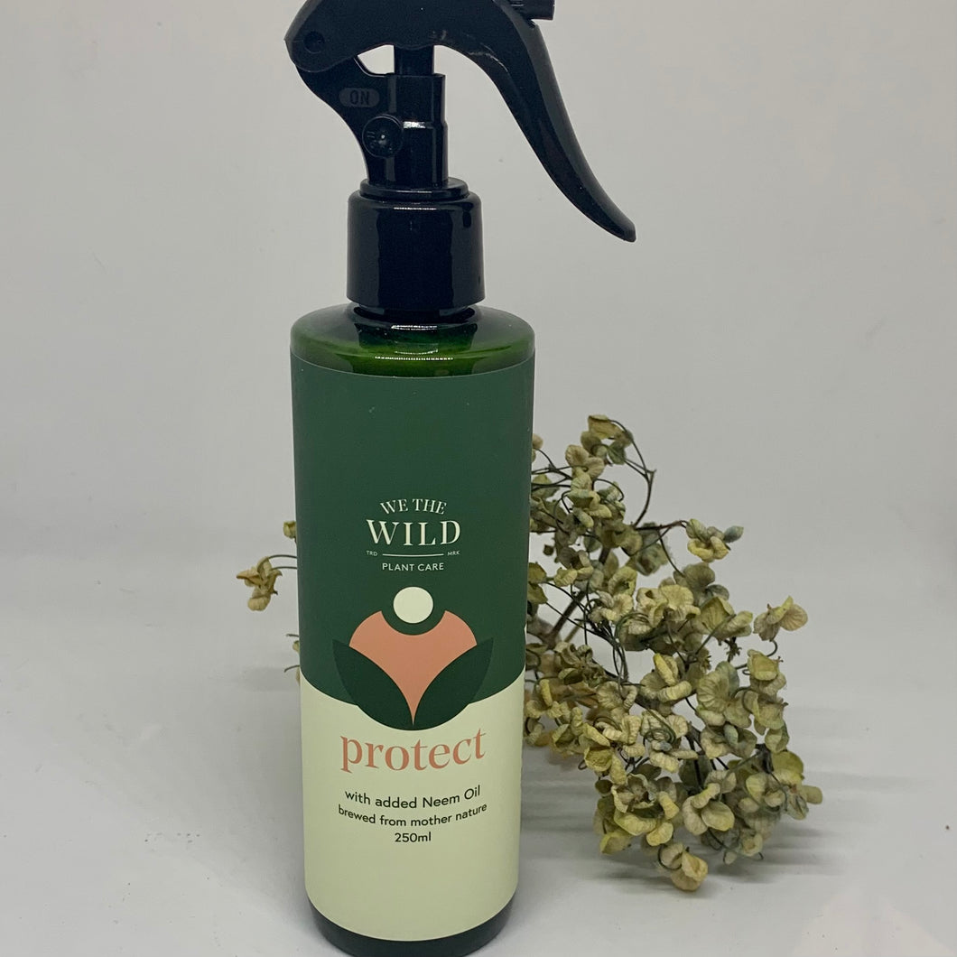 We The Wild - Protect Spray Plant Food